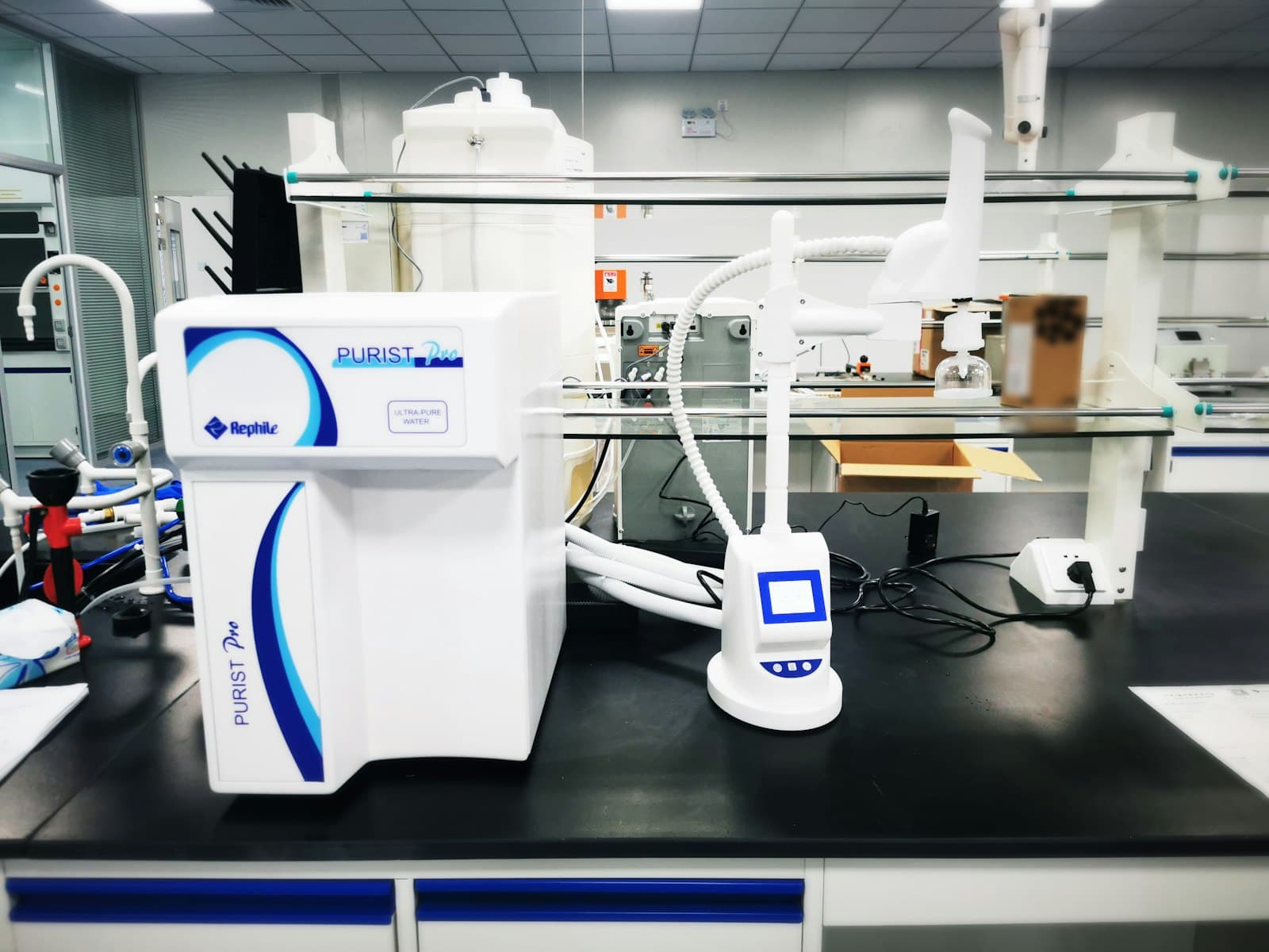 Pharmaceutical laboratory water purification equipment